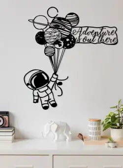 Accesoriu decorativ de perete metalic Astronaut 4