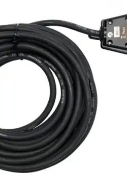 Cablu prelungitor YATO, Capac de cauciuc IP44, 10M, 3 prize, cablu 3X1.5mm2