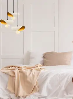 Candelabru Sivani, 40 W, Alb/Auriu, H 106 cm