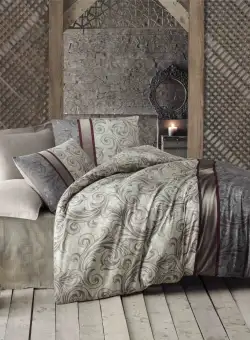 Lenjerie pat Basilisk, 1 persoana, 3 piese, Crem/Bej/Gri/Rosu inchis, 65% bumbac / 35% poliester