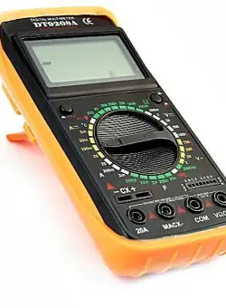Multimetru digital prevazut cu carcasa antisoc DT9205A