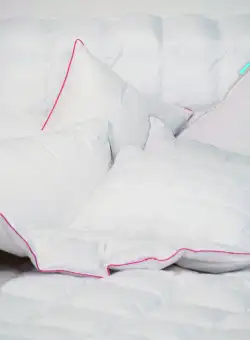 Pilota Bright Silver cu nanofibre si husa din bumbac 180x200