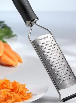 Razatoare julienne otel inoxidabil 30.5 x 6.5 cm - Microplane