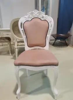 Scaun Ato roz din lemn