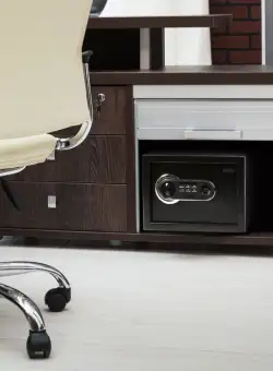 Seif digital cu scanner de amprente si tastatura