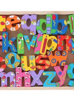 Set 26 litere din lemn Marionette