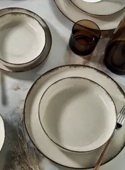 Set de cină MOD18Y2730P02, Scorţişoară, 27x2.5x27 cm