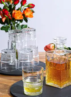 Set Whisky Bormioli Novecento ( Decantor 1 L + 6 pahare 285 ml )