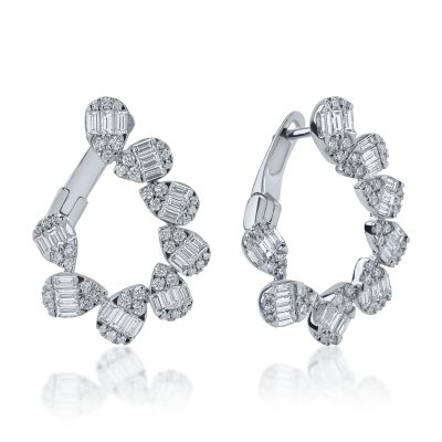 Cercei din aur alb cu diamante baguette si rotunde de 1.94ct