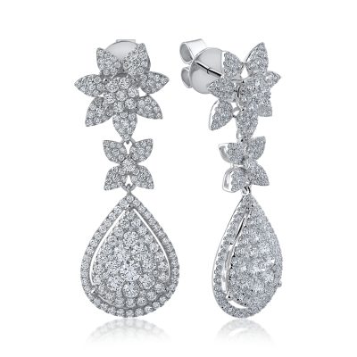 Cercei din aur alb cu diamante de 3.74ct