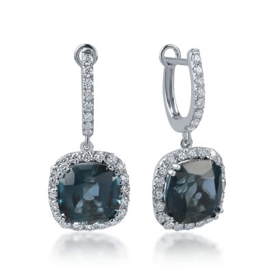 Cercei din aur alb cu topaze london blue rectangulare de 6.1ct si diamante de 0.4ct