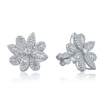 Cercei floare din aur alb cu diamante baguette si rotunde de 1.37ct