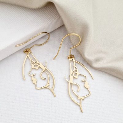 Cercei lungi artistici - Model fata abstracta - Argint 925 placat cu Aur Galben 18K - Inchizatoare tortita