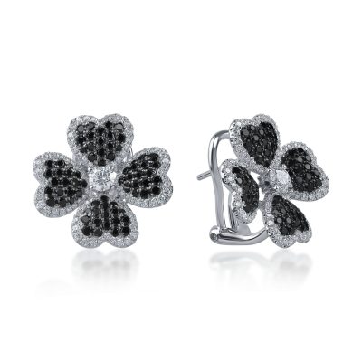 Cercei trifoi din aur alb cu diamante negre si incolore de 2.1ct