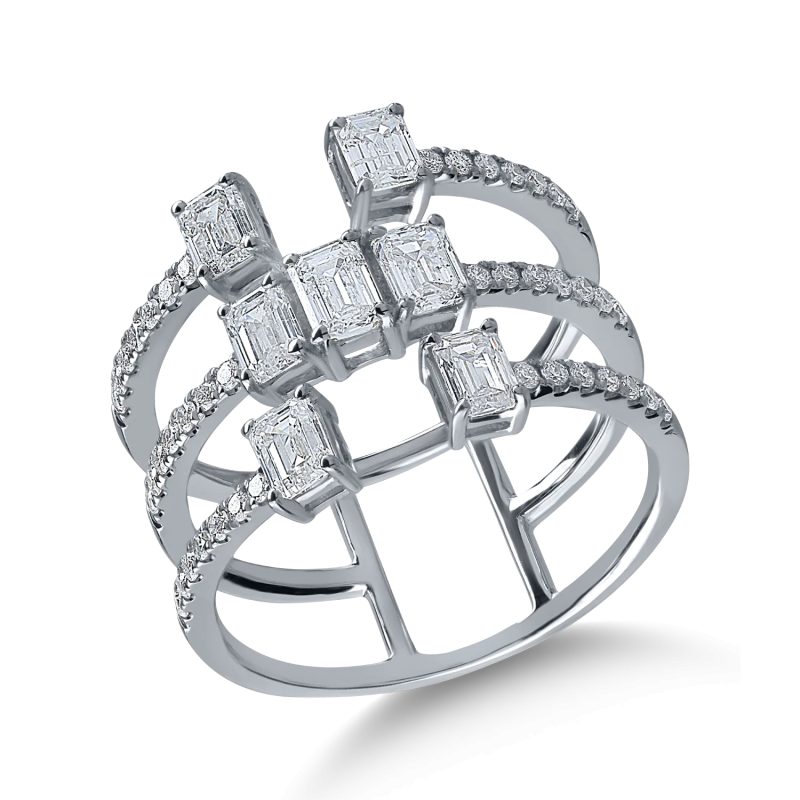 Inel din aur alb cu diamante baguette si rotunde de 1.66ct