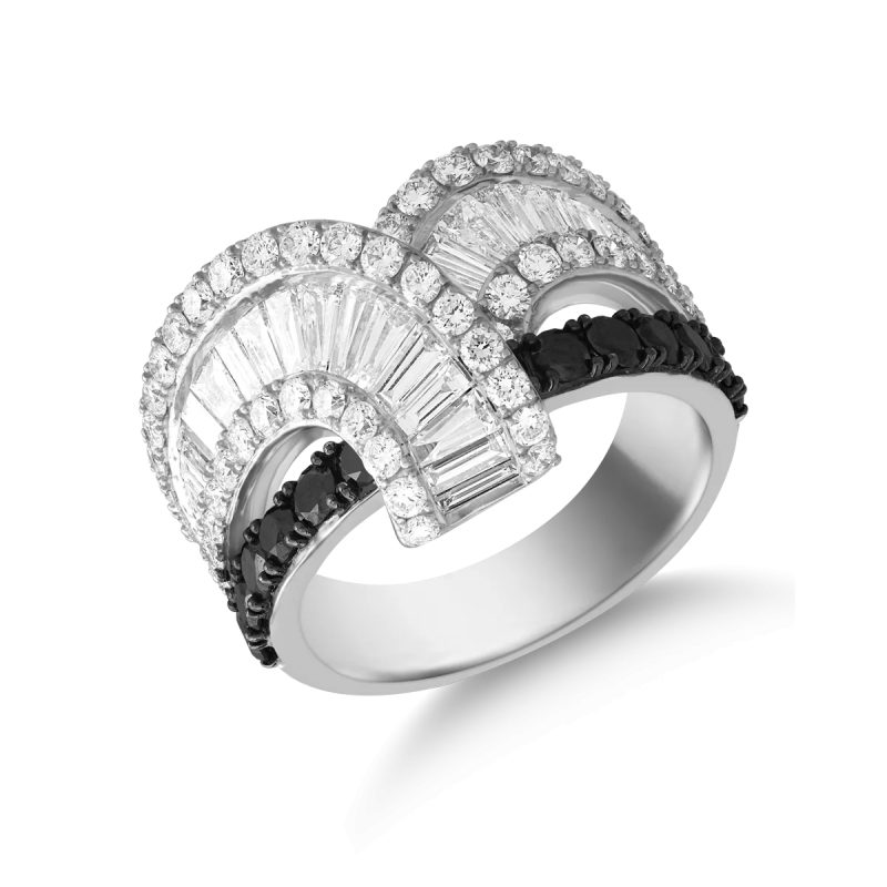Inel din aur alb cu diamante negre de 0.75 ct si diamante transparente de 2.54ct