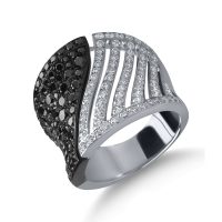 Inel din aur alb cu diamante negre si incolore 2.9ct