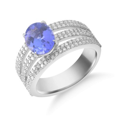 Inel din aur alb cu tanzanit oval de 2.09ct si diamante de 0.8ct