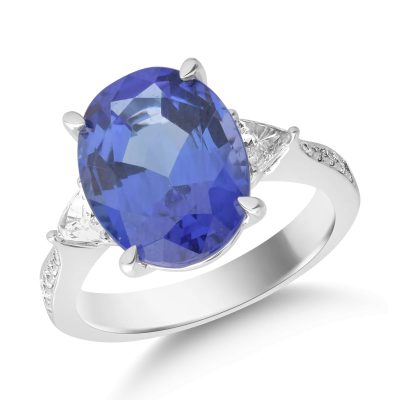 Inel din aur alb cu tanzanit oval de 6.5ct si diamante de 0.4ct