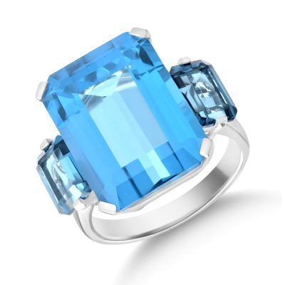 Inel din aur alb cu topaze albastre octogonale de 18.4ct