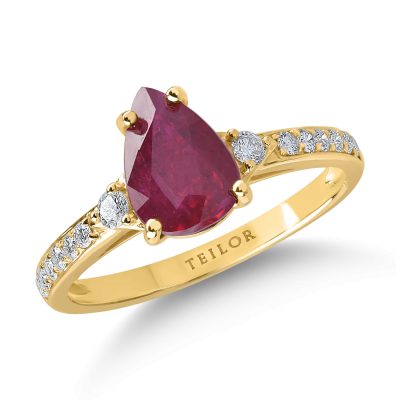 Inel din aur galben cu rubin pear de 1.7ct si diamante de 0.2ct