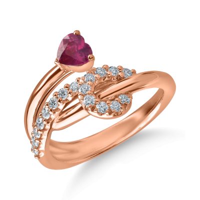 Inel din aur roz cu rubin heart de 0.43ct si diamante de 0.3ct