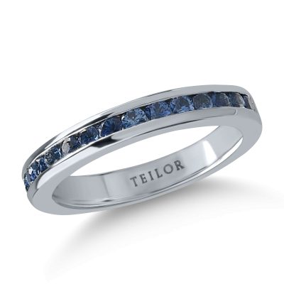 Inel semi eternity din aur alb cu safire de 0.83ct