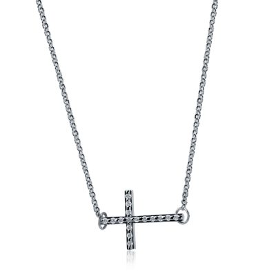 Lant cu pandantiv cruce din aur alb cu diamante de 0.24ct