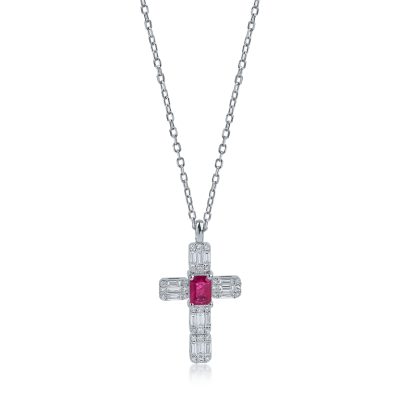 Lant cu pandantiv cruce din aur alb cu rubin baguette si diamante baguette si rotunde de 1.12ct