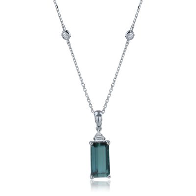 Lant cu pandantiv din aur alb cu turmalina rectangulara de 2.58ct si diamante baguette si rotunde de 0.11ct