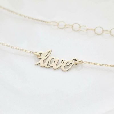 Lantisor cu pandantiv love - Aur Galben 14K