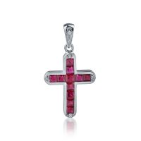 Pandantiv cruce din aur alb cu rubine princess de 0.77ct si diamante de 0.03ct