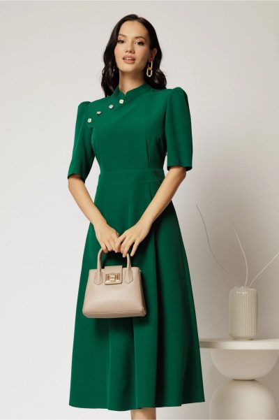 Rochie DY Fashion midi verde cu guler tunica si aplicatii la decolteu
